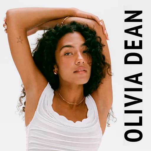 Olivia Dean in Portland