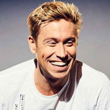 Russell Howard in Portland